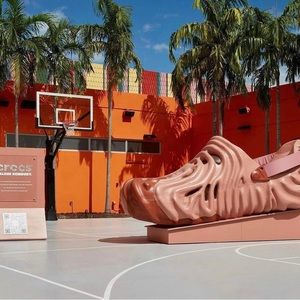 COPY - SALEHE BEMBURY X CROCS POLLEX CLOG KUWATA